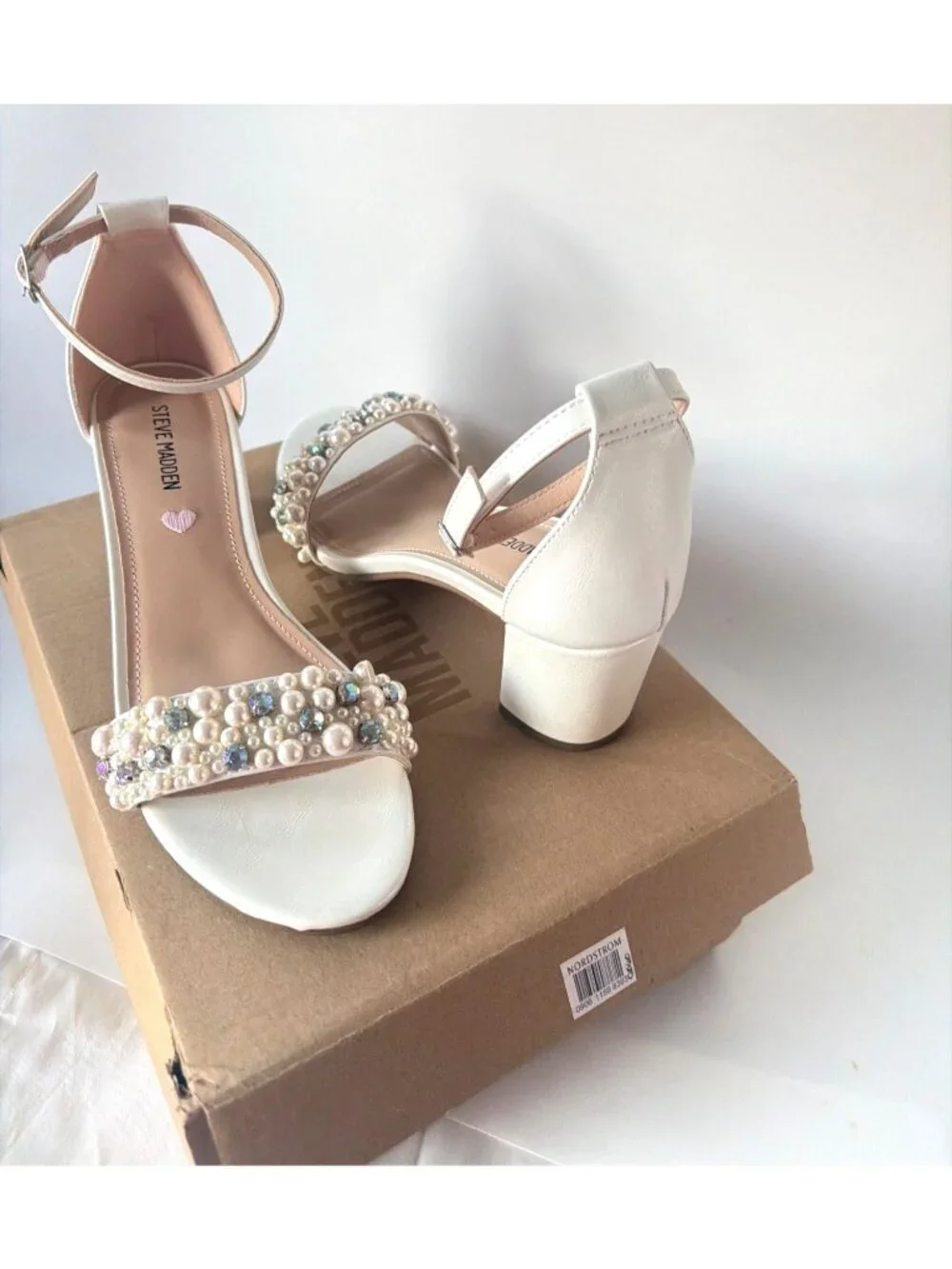 Steve Madden JCarrson Pearl Beads block Heel Ivory Sandals Big Kid Size 6
